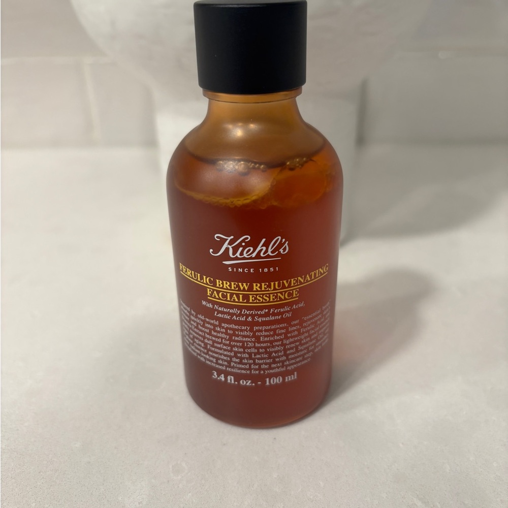 Kiehl's Amber Facial Essence Bottle - Picture 9 of 11